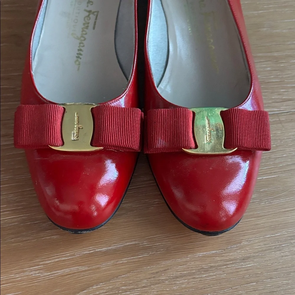 Salvatore Ferragamo Red Heels with Gold Accent - Picture 8 of 8